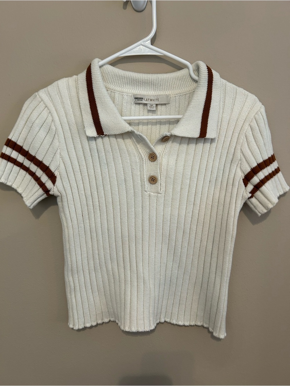 Cropped Ribbed V-Neck Polo Sweater in Cream with Rust Trim